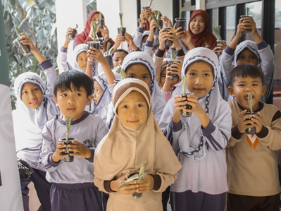 Go Ahead Indonesia Goes To School: “PELU(K) BUMI” Edukasi Iklim di TKQ Sabilussalam